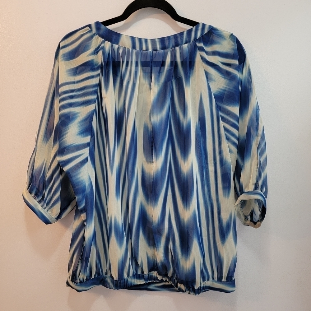 The Limited Blue and White Sheer Blouse Size XS - Picture 2 of 3